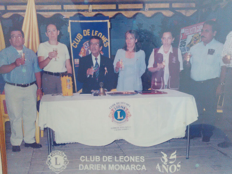 Recuerdo club de leones